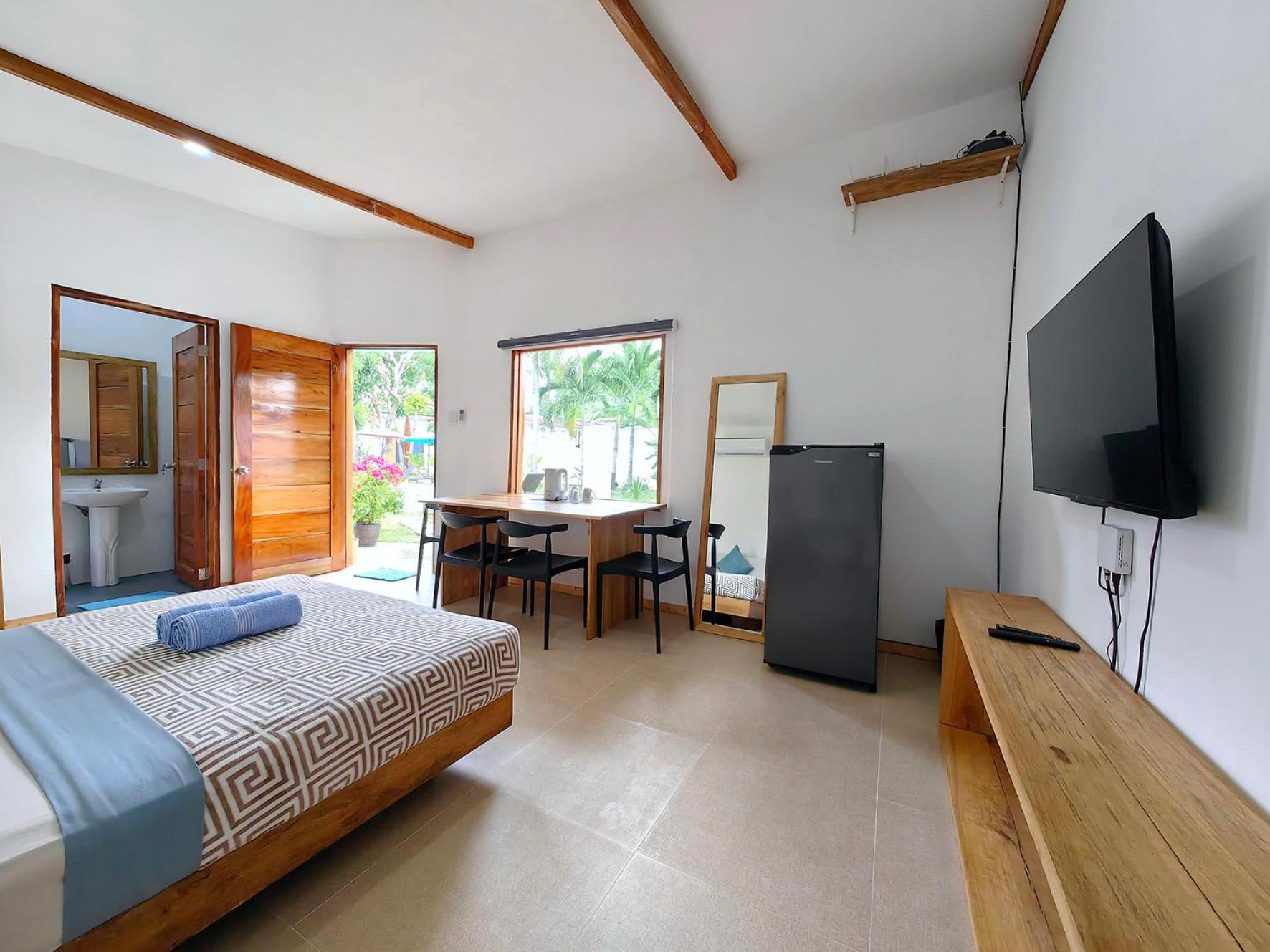 Island World Panglao Hotell Eksteriør bilde